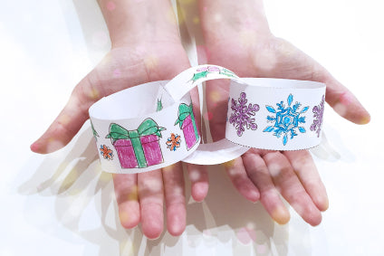 How to make a Christmas paper chain
